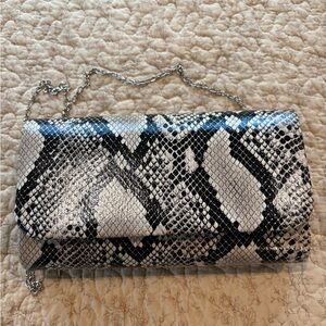 Chic Faux Snake Print Clutch with Removable Chain Strap